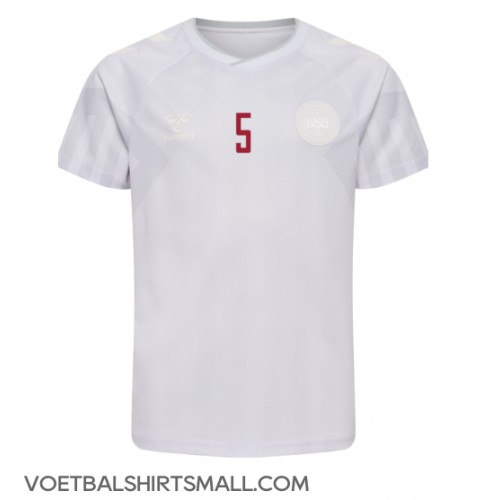 Denemarken Joakim Maehle #5 Voetbalkleding Uitshirt WK 2022 Korte Mouwen
